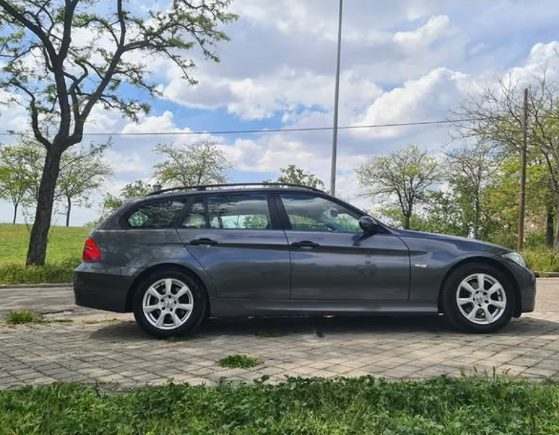 
								BMW 318i Touring 2007 full									