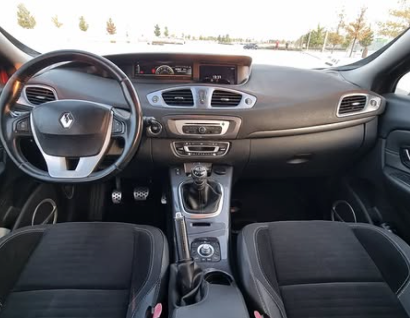 
								Renault Scenic Dci Bose 2015 full									